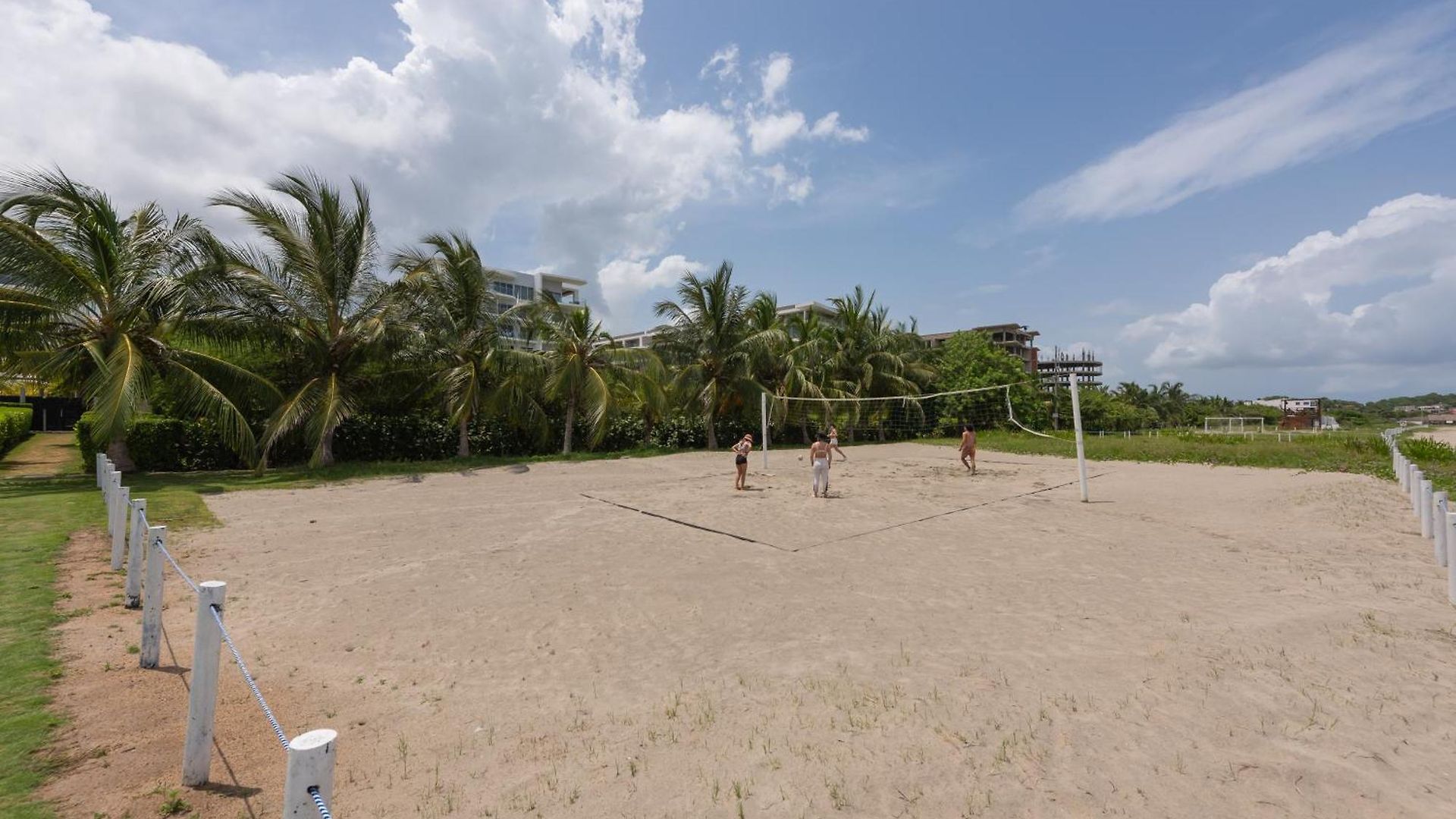 Apartamento Lujoso Con Salida Directa A La Playa Edificio Morros Eco *