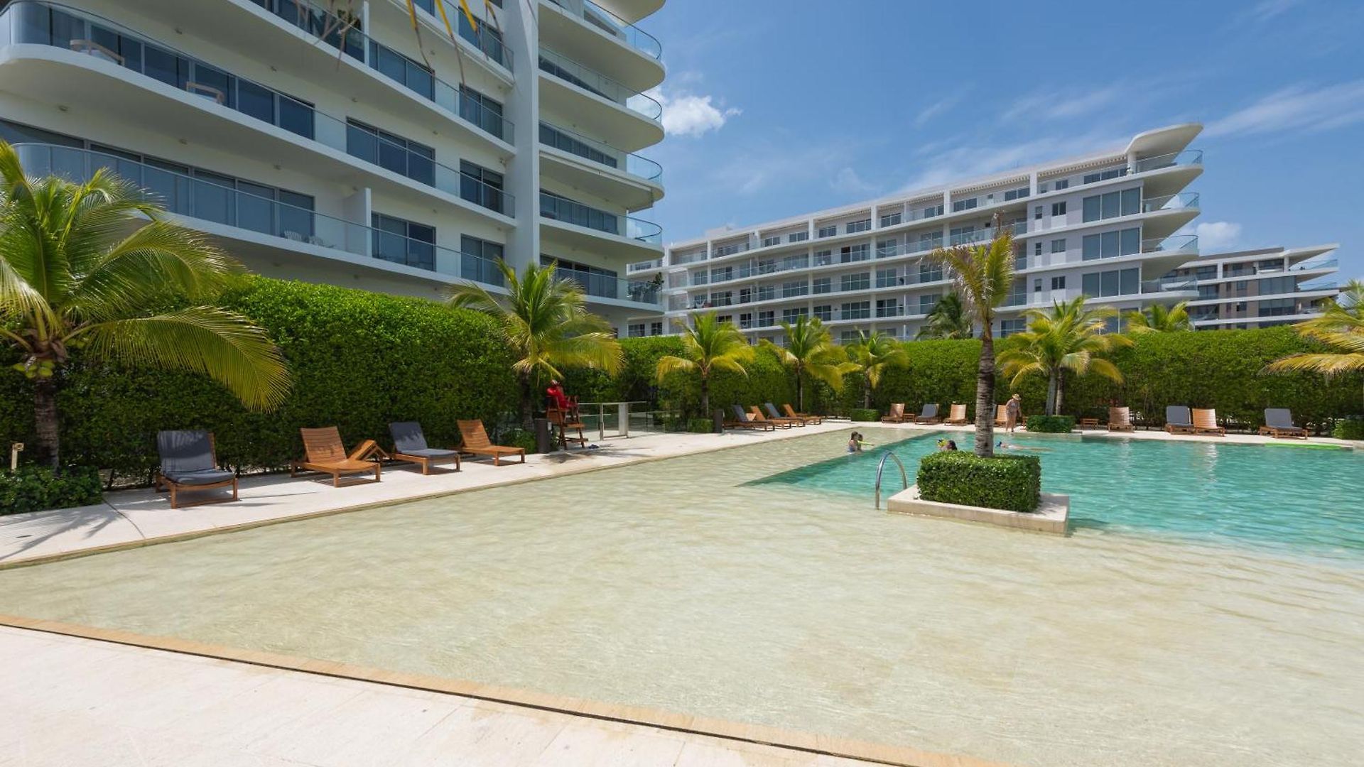 Lujoso Con Salida Directa A La Playa Edificio Morros Eco Apartamento