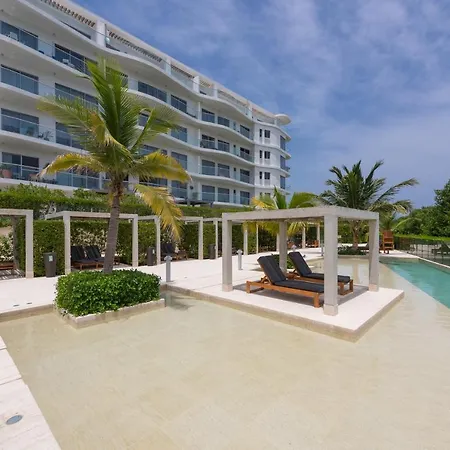 Lujoso Con Salida Directa A La Playa Edificio Morros Eco Apartamento *