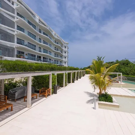 Apartamento Lujoso Con Salida Directa A La Playa Edificio Morros Eco